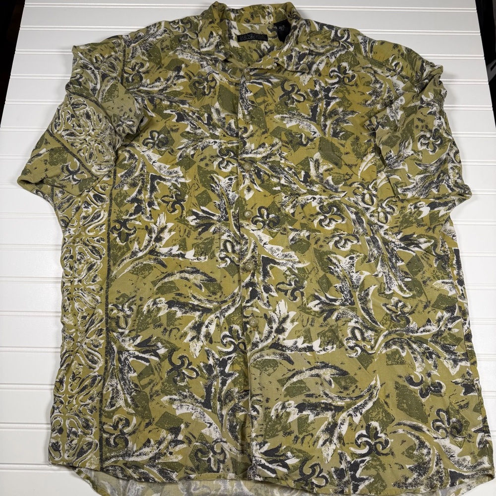 Generra Collection Short Sleeve Button Up Shirt Men’s Medium Green Rayon GUC‎